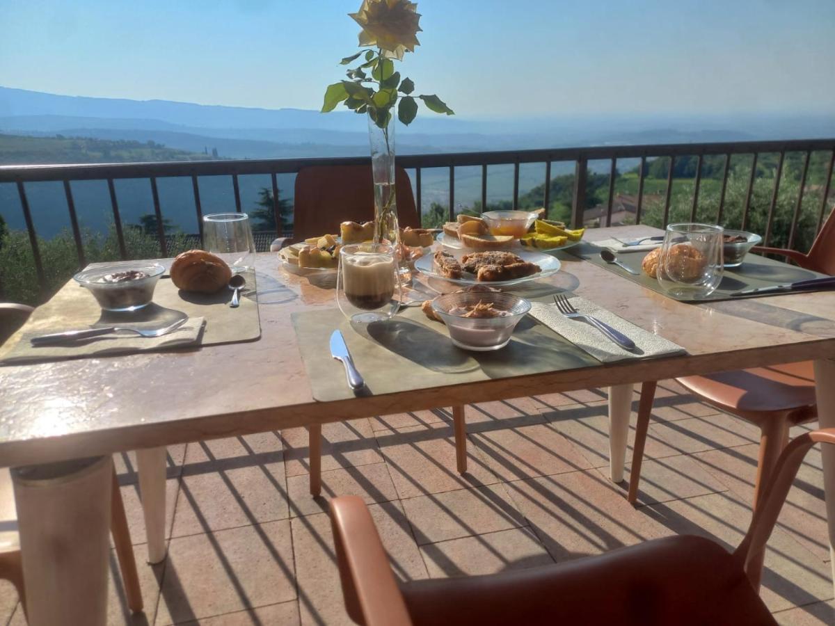 Bed and Breakfast La Terrazza In Collina Cavalo Экстерьер фото